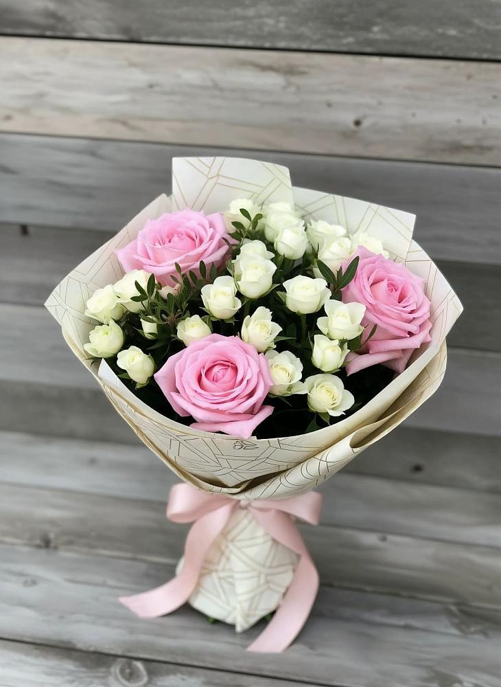 Букет цветов из: Розы в Сапроново