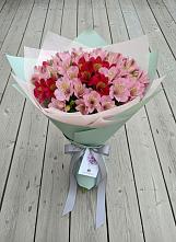 Букет цветов из:  Альстромерии в Сапроново