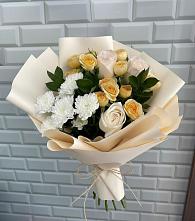 Букет цветов из:  Розы и Хризантемы в Сапроново