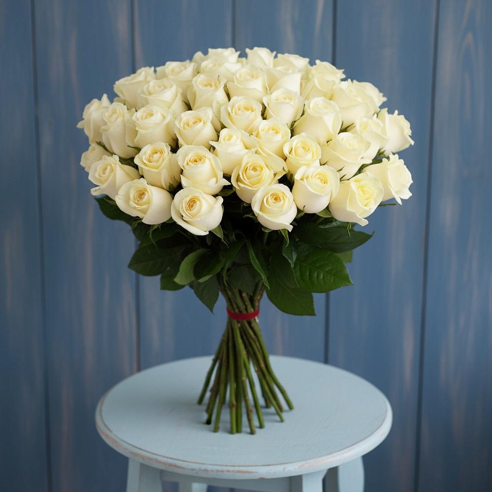 Букет 51 Белая роза Эдлесс Лав в Сапроново