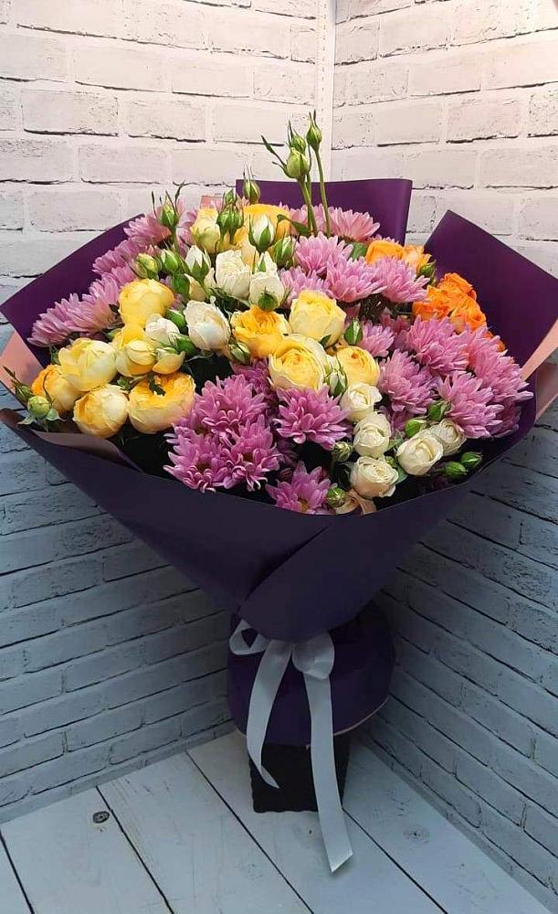 Букет цветов из: Хризантемы и Розы в Сапроново