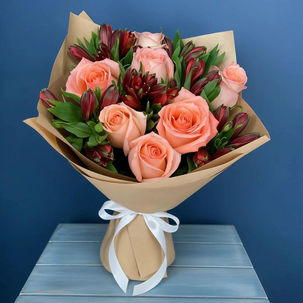 Букет цветов из: Розы и Альстромерии в Сапроново