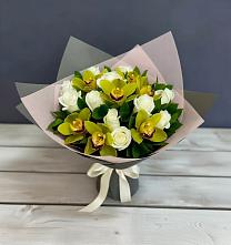 Букет цветов из:  Орхидеи и Розы в Сапроново