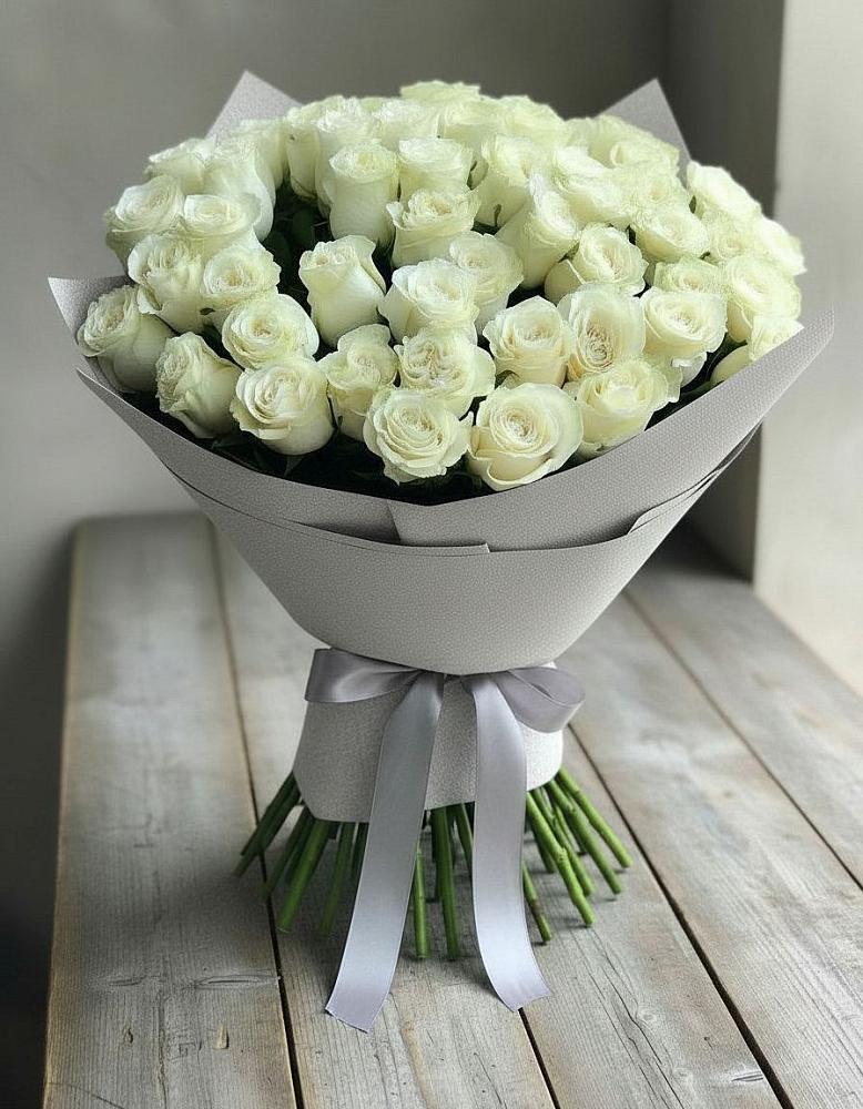 Букет 35 Белых роз в Сапроново