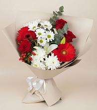 Букет цветов из:  Розы, Хризантемы, Герберы и Лилии в Сапроново