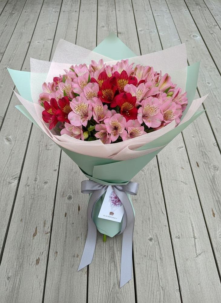 Букет цветов из: Альстромерии в Сапроново