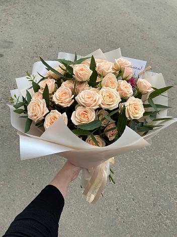 Букет Кремовые розы Латте в Сапроново