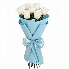 Букет 7 белых роз Проуд в Сапроново