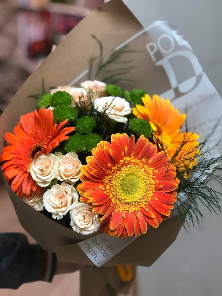 Букет цветов из: Герберы, Хризантемы и Розы в Сапроново