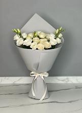 Букет цветов из:  Розы и Лизиантусы в Сапроново